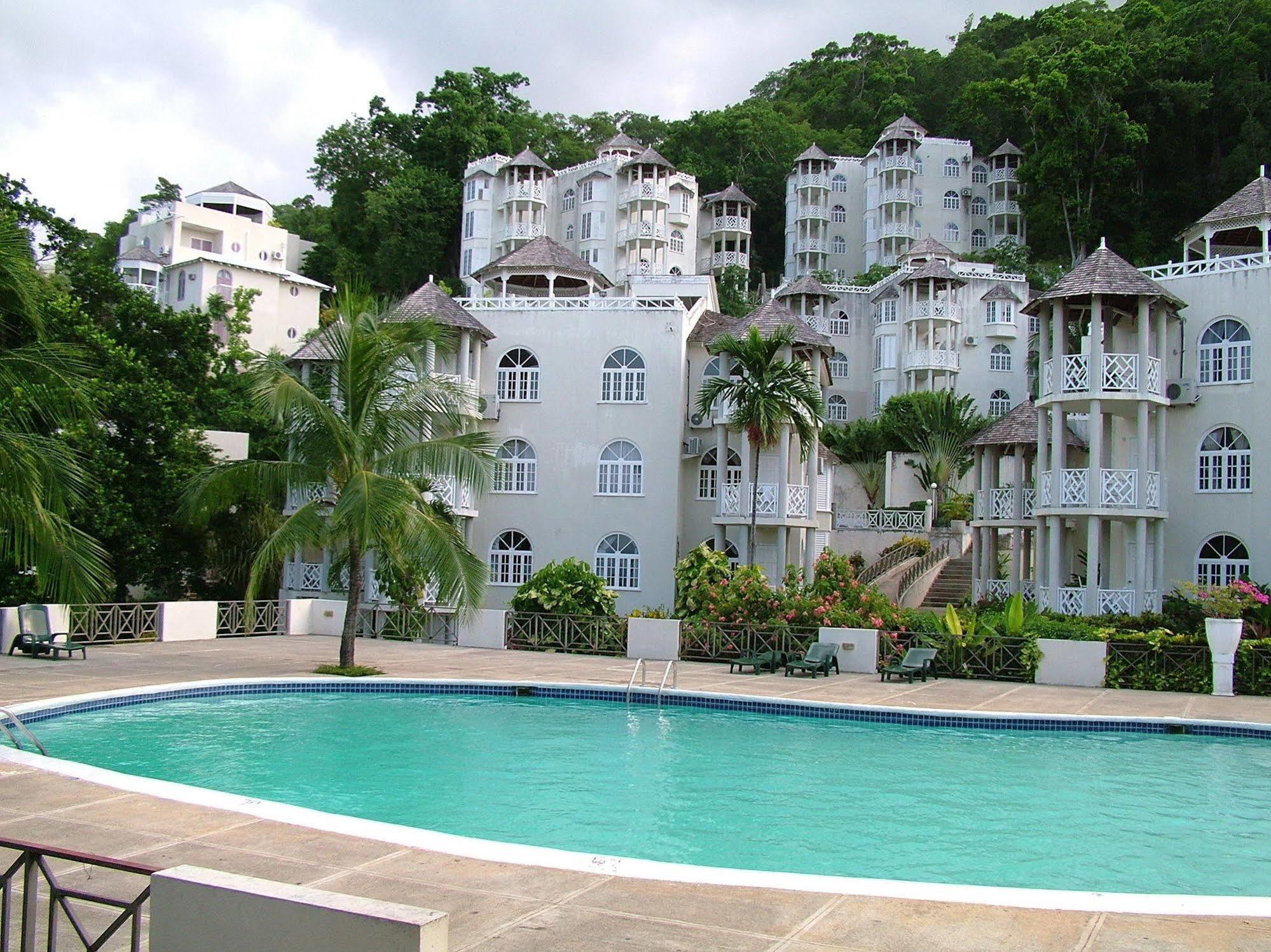 Skycastles Condominiums Ocho Rios Einrichtungen foto